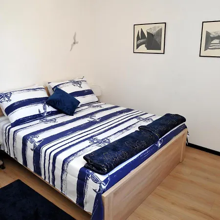 Colors Of Rijeka- Blue Apartment *